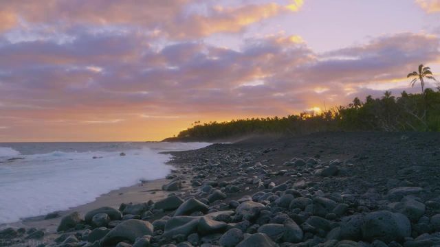 صدای امواج اقیانوس برای آرامش عمیق و خواب خوب | ساعت طلایی در هاوایی
