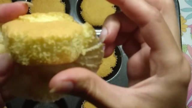 طرز تهیه کیک اسفنجی لیمویی خوشمزه | مافین لیمویی