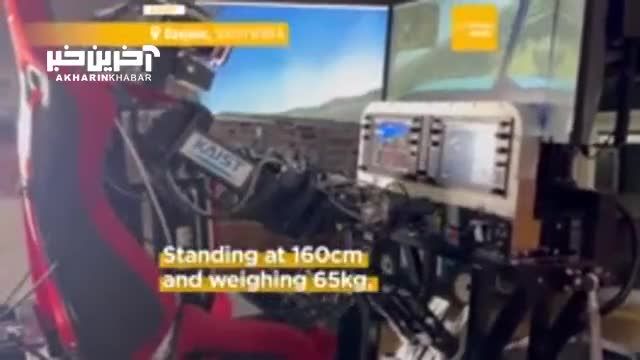 ربات انسان‌ نمای Pibot بهتر از خلبانان انسانی، می تواند هواپیماها را هدایت کند