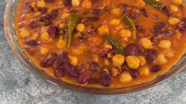 طرز تهیه قورمه لوبيا و نخود خوشمزه و تند و تيز غذای محبوب افغانی