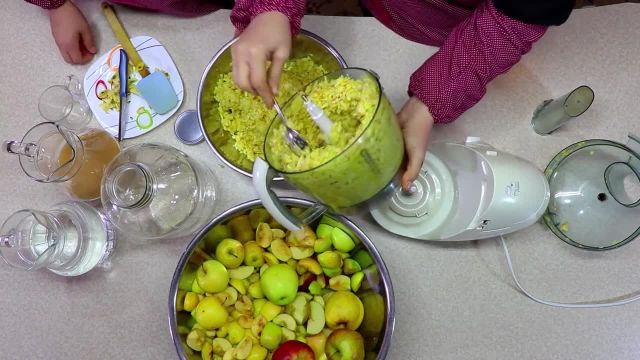 آموزش درست کردن سرکه سیب خانگی