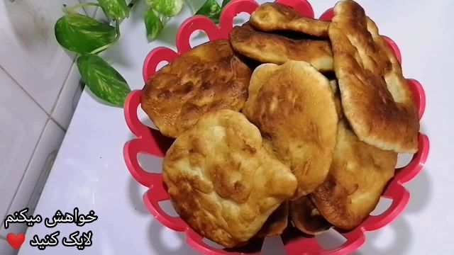 طرز تهیه نان سوروک یزدی به روش خانگی با آرد نانوایی