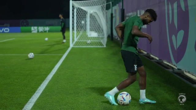 تکنیک بازیکن عربستانی سوژه فیفا شد | ویدیو