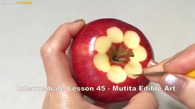 آموزش میوه آرایی  سیب طرح برگ | ویژه مهمانی