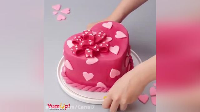 دستور تهیه و تزیین کیک قلبی کیوت و خوشمزه