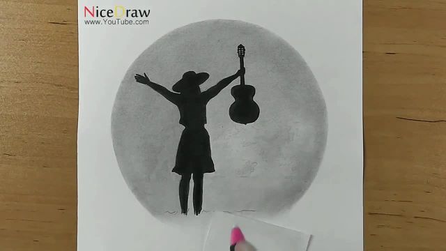 راهنمای گام به گام : طراحی ساده یک دختر با گیتار | تکنیک های ترسیم دایره ای را یاد بگیرید