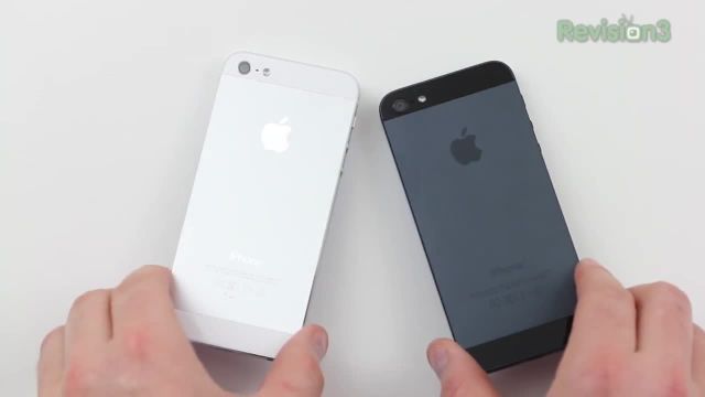 آنباکس و بررسی iPhone 5 Black vs iPhone 5 White