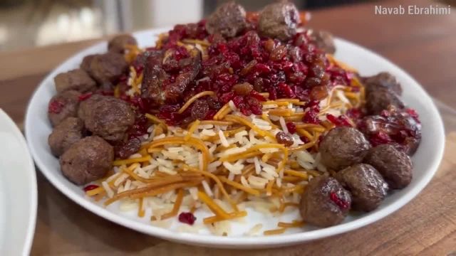 طرز تهیه رشته پلو با گوشت قلقلی خوشمزه و عالی غذای سنتی و مجلسی ایرانی