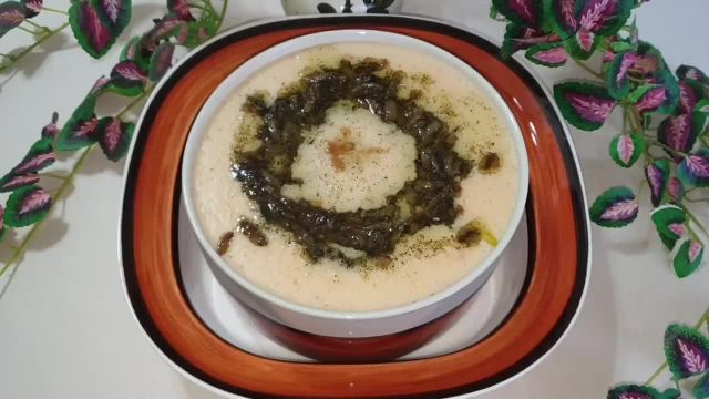 طرز تهیه سوپ ماست خوشمزه مخصوص افطاری با برنج