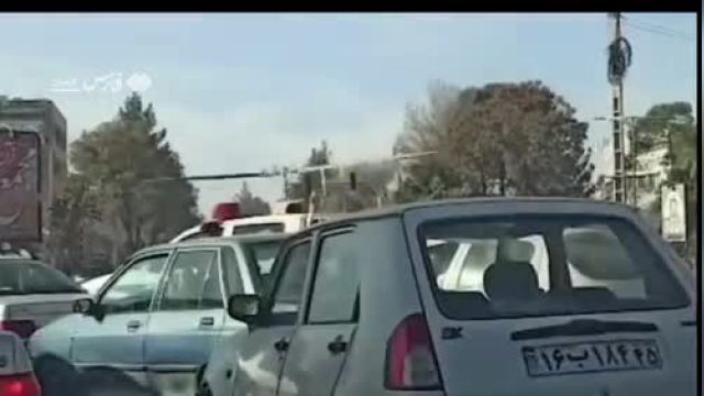 تماشای لحظهٔ فرود بالگرد در چهارراه سپه کرمان