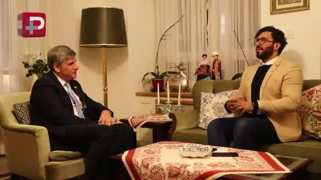 تفریح عجیب سفیر اتریش و همسرش در تهران | به جواد ظریف افتخار کنید!