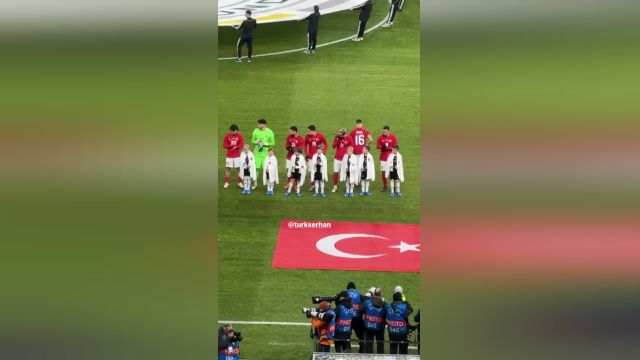 حرکت جنجالی بازیکنان تیم ملی ترکیه | ببینید