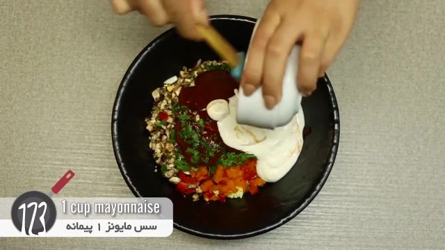آموزش سالاد قارچ پاریسی به روش رستورانی