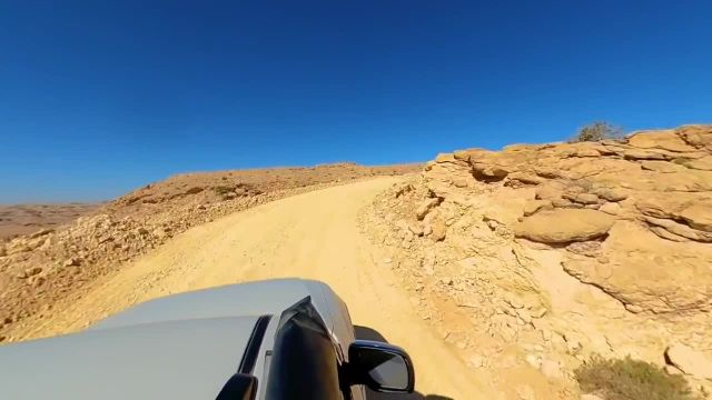 رانندگی مجازی در مسیر صحرای عمان | گردش در جاده‌ های پشتی کوه‌ های فین | قسمت 2
