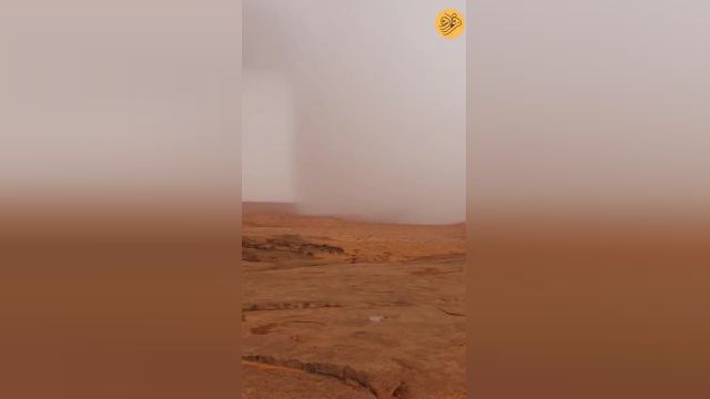 پدیده ای عجیب در عربستان؛ ابری که در یک جا می‌بارد! | ویدئو