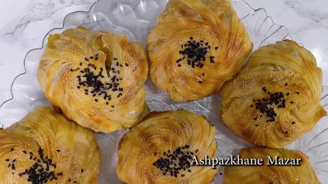 طرز تهیه سمبوسه ورقی با کچالو در داش فوق العاده خوشمزه غذای محبوب افغان ها