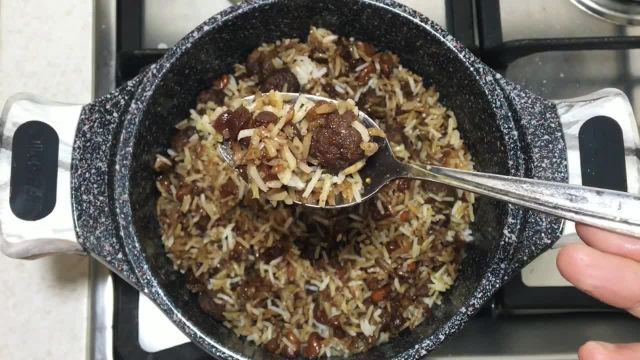 طرز تهیه قنبرپلو خوشمزه و سنتی غذای اصیل و محلی شیرازی