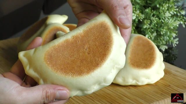 طرز تهیه نان با کرم کاستارد وانیلی بدون فر به سبک افغانی