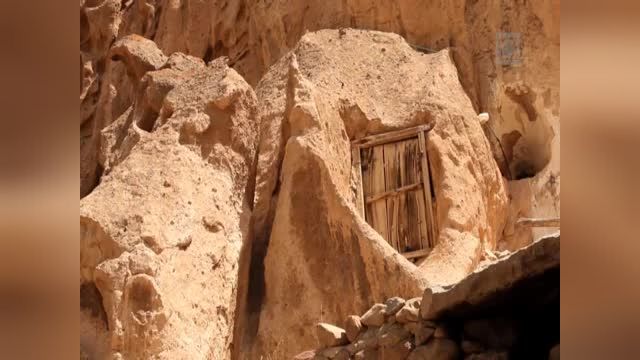 تنها روستای صخره‌ای زنده جهان در تبریز