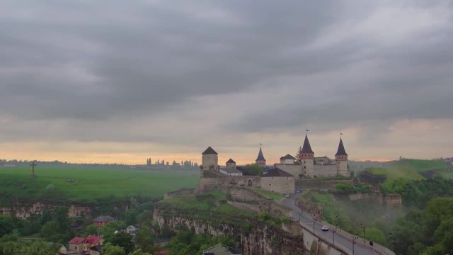 قلعه کامیانتس پودیلسکی، اوکراین | فیلم زندگی شهری و گشت و گذار در اوکراین