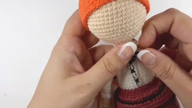 آموزش قلاب بافی : بافت عروسک جودی ابوت به روش ساده و حرفه ای