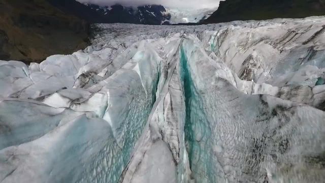 یخچال های طبیعی ایسلند در تصاویر پهپادی