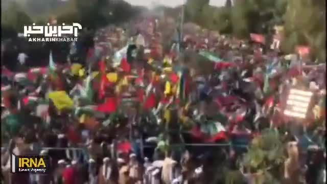 تجمع دهها هزار نفر از حامیان فلسطین در لاهور پاکستان
