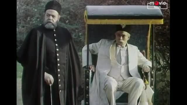 عزت الله انتظامی و جمشید مشایخی در موزیک ویدیو وارش | سالار عقیلی