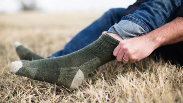نپوشیدن جوراب چه ضررهایی دارد؟ | ویدیو