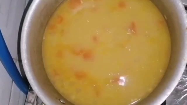 طرز تهیه سوپ دال عدس خوشمزه و رژیمی