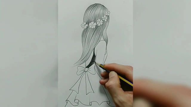 آموزش نقاشی دخترانه ساده و زیبا با مداد