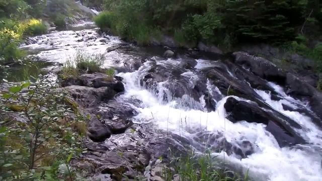 ویدیوی طبیعت 30 ثانیه ای با صدای طبیعت مخصوص وضعیت و استوری