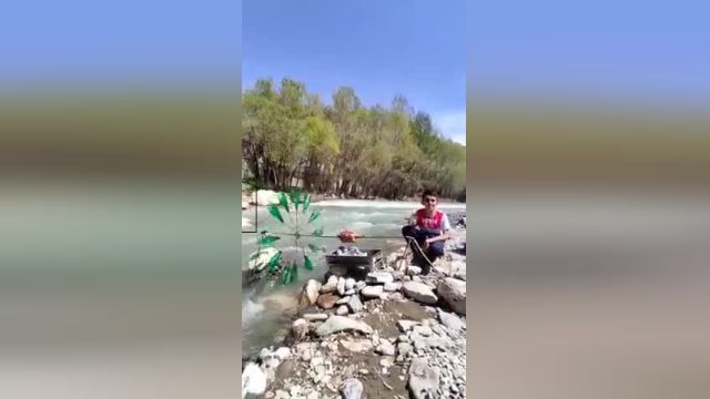 ابتکار جالب نوجوان ایرانی برای پخت مرغ بریان با کمک رودخانه | ویدیو