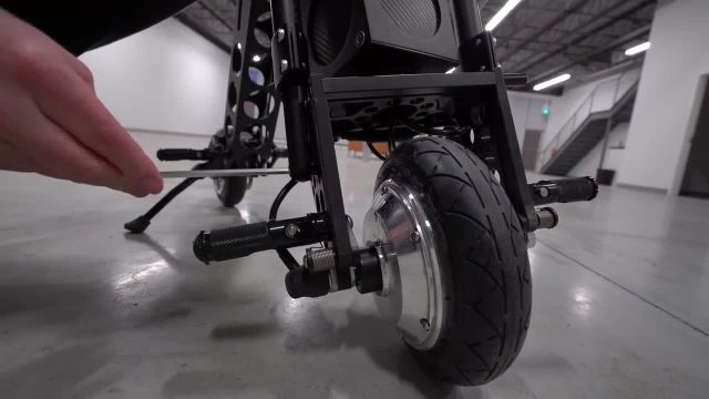 آنباکس و بررسی Smallest Electric Scooter