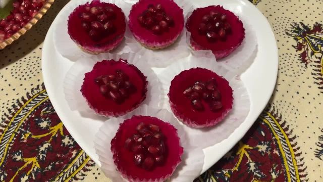 طرز تهیه ژله هندوانه و چیز کیک تک نفره انار دسر خوشمزه و مجلسی ایرانی