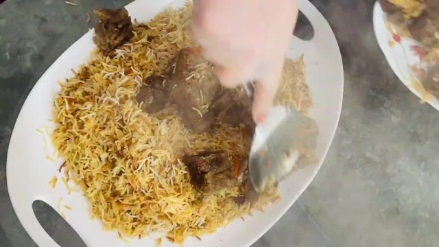 طرز تهیه قابلی‌ پلو افغانی یک قاطی پلو خوشمزه و مخصوص