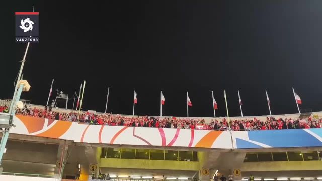 حال و هوای بانوان پرسپولیسی در استادیوم آزادی