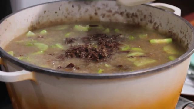 طرز تهیه نعنا داغ با آموزش آش خیار چنبر خوشمزه و جااتاده پیش غذای اصیل ایرانی