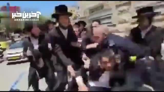 اجتماع یهودیان ضدصهیونیست در مقابل دفتر استخدام نیروهای مسلح رژیم اسرائیل