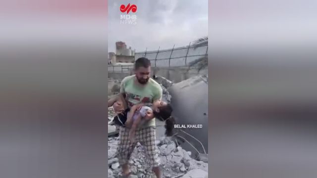 صحنه‌ای دلخراش از مرگ دختر بچه‌ فلسطینی در غزه | فیلم