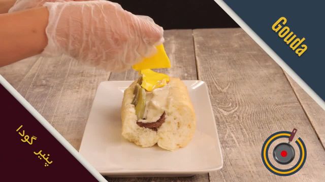 آموزش ساندویچ رست بیف با سس قارچ بسیار خوشمزه و پرطرفدار