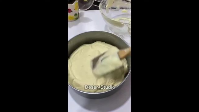 طرز تهیه کیک با رویه نارگیلی