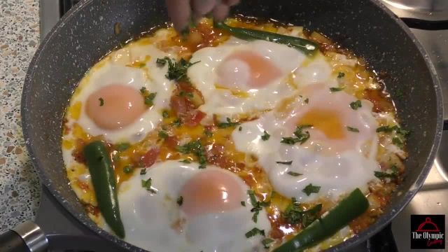 طرز تهیه صبحانه افغانی فوق العاده خوشمزه و مقوی با تخم مرغ