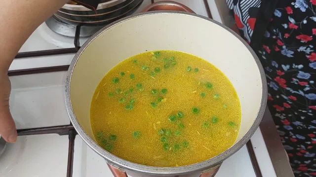 طرز تهیه سوپ سبزیجات خوشمزه و ساده مخصوص سرماخوردگی