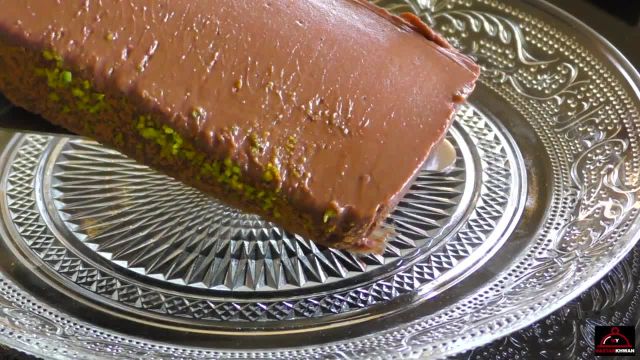 طرز تهیه دسر موس شکلاتی فوق العاده خوشمزه به سبک افغانی