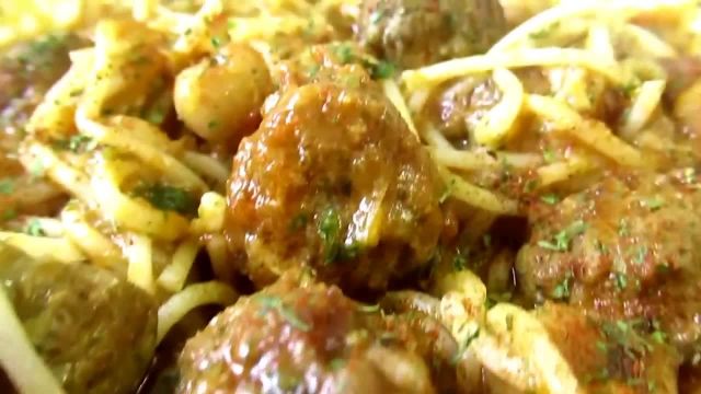 طرز تهیه آش کوفته دار افغانی با اسپاگتی