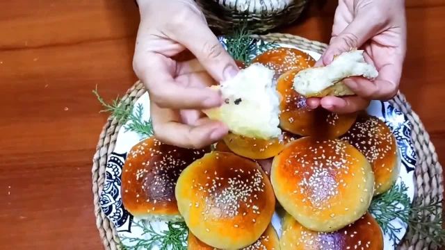 طرز پخت نان پواچا ترکی خوشمزه و حجیم با دستور افغانی