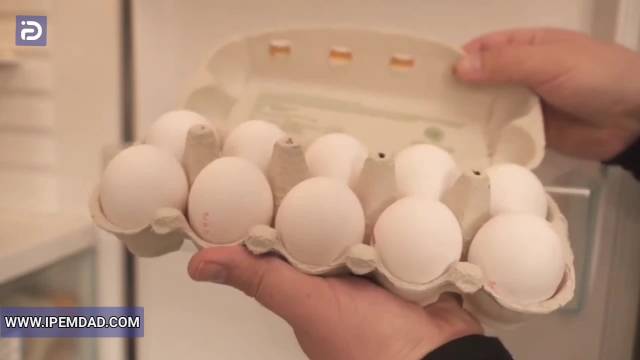 نگهداری تخم مرغ در درب یخچال ممنوع