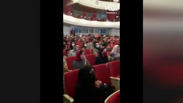 خوشحالی گلاب آدینه از برنده شدن نورا هاشمی در جشنواره تئاتر فجر