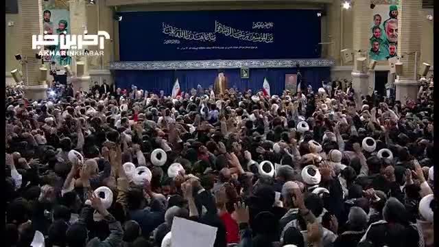 لحظه‌ای فراموش‌نشدنی: دیدار رهبر انقلاب با هزاران نفر از مردم کرمان و خوزستان